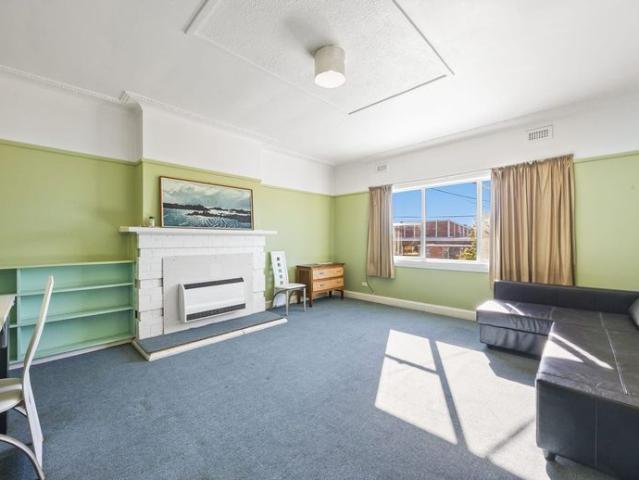 Central George Town 3 bedroom unit