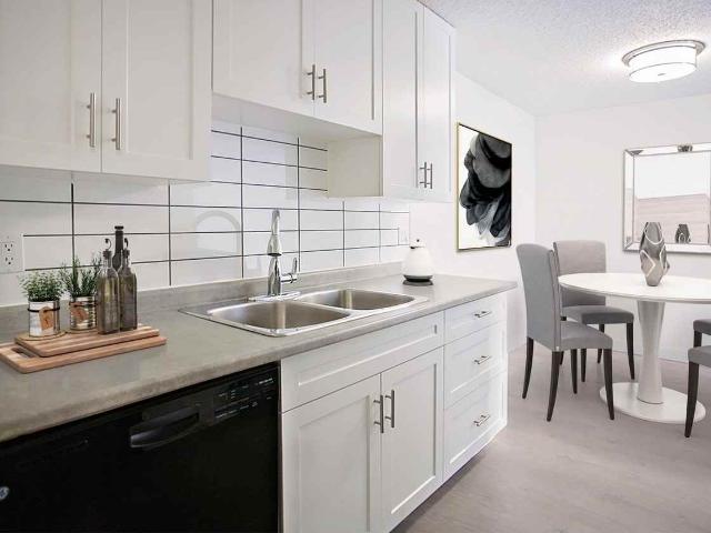 Central Heights Apartments 2 Bedroom Apartment for Rent at 110 Reid Rd, Saskatoon, SK S7N 2W6 Sutherland