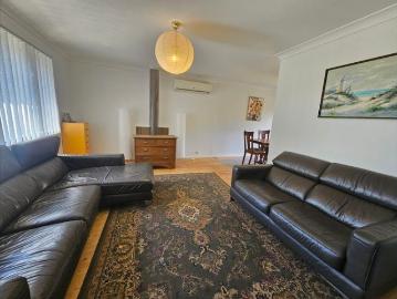 Central home with paddock