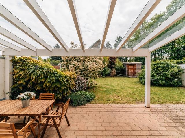 Central home with sunny garden vis à vis to the Hürth Park between Cologne and Bonn, Hurth Amsterdam Apartments for Rent