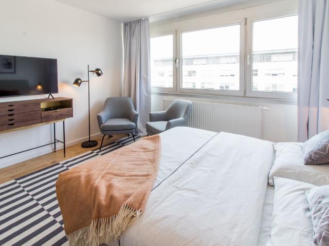 Central in Cologne Ehrenfeld – Stolberger Straße – fully furnished – exclusive equipment!, Koln Amsterdam Apartments for Rent