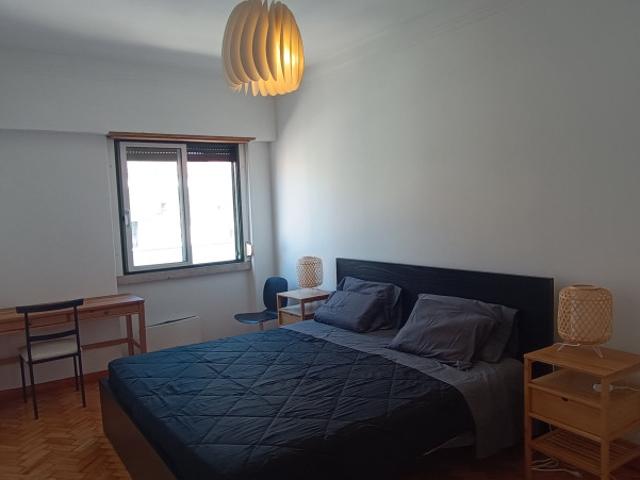 Central Lisbon 3 bedroom Office&Gym