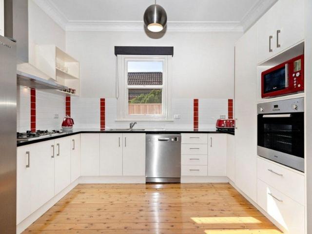 CENTRAL LIVING WALKING DISTANCE TO CBD