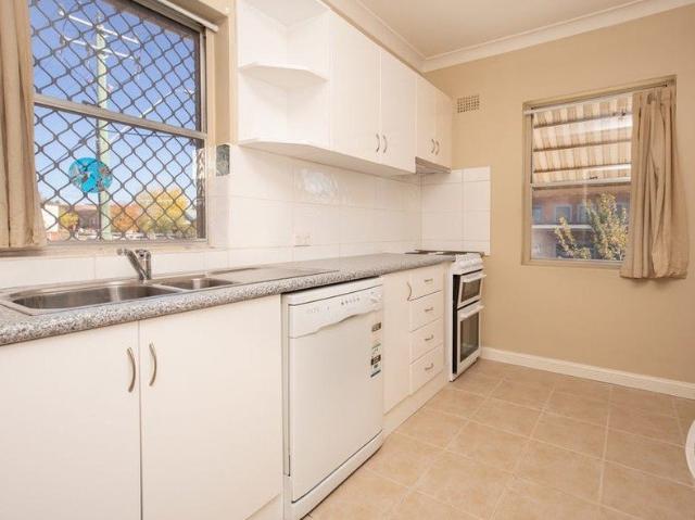 Central Living in the Heart of Bathurst