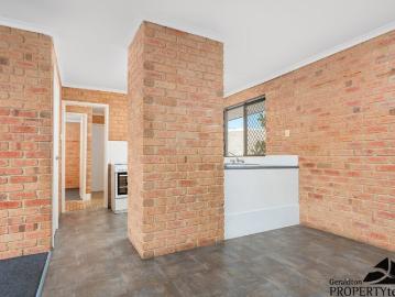 Central located Unit