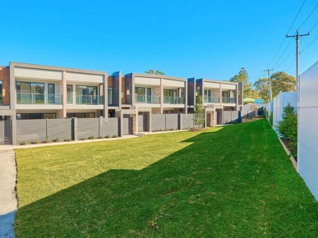 CENTRAL LOCATION, MODERN COMFORTS & RELAXED LIVING!