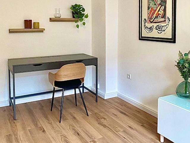 Central location. Move in & feel at home, Dusseldorf Amsterdam Apartments for Rent
