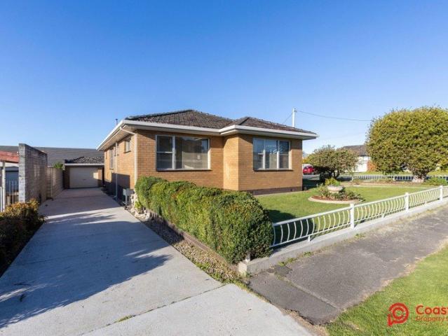 CENTRAL LOCATION AND LOW MAINTENANCE