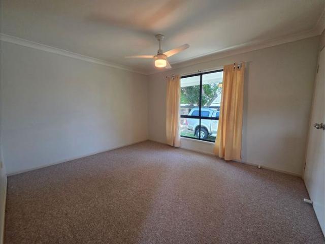 Central Location Battleaxe Block