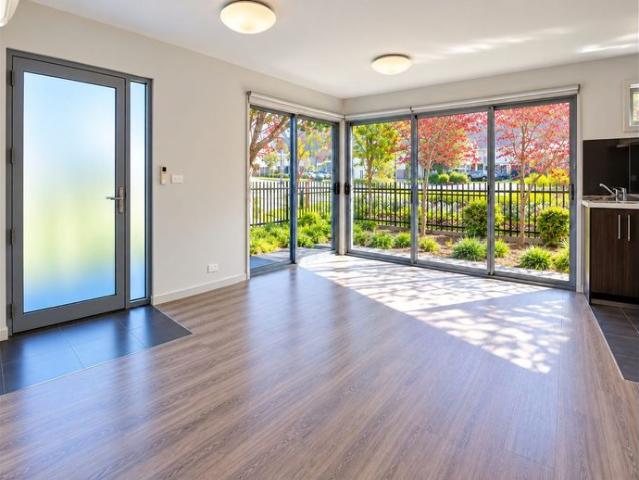 Central location with courtyard appeal