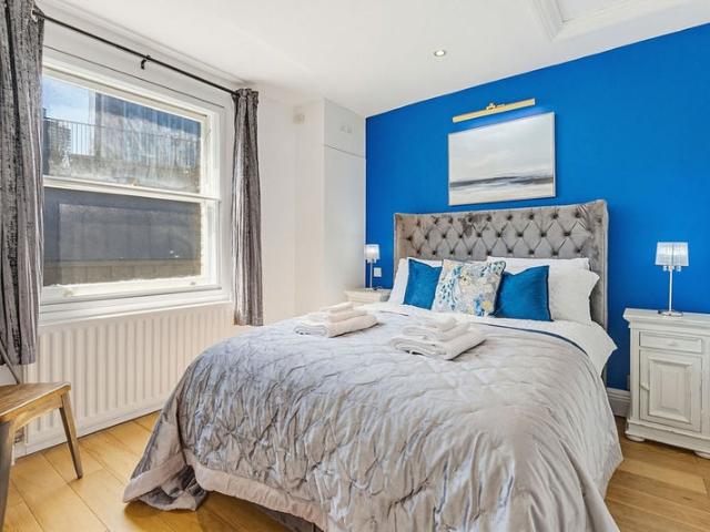 Central London Flat | Near Liverpool Street Tube