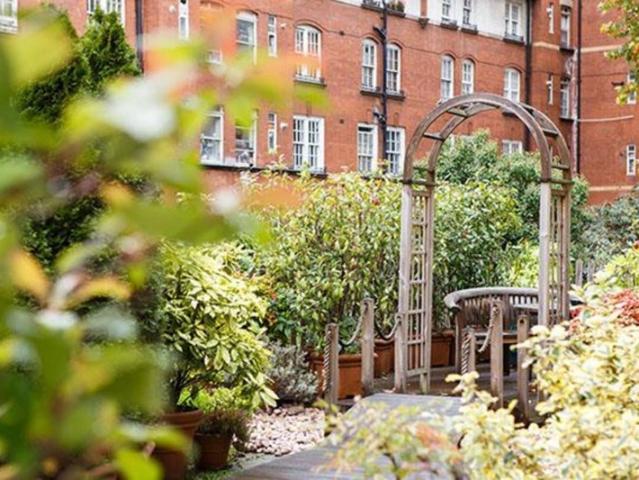Central London, Studio Apartment – Zone 1