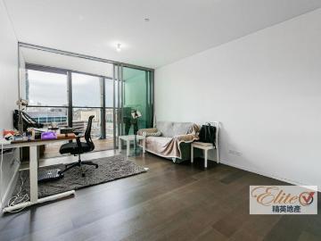 Central Park The Mark | Stylish 1 Bedroom Apartment with North East Aspects