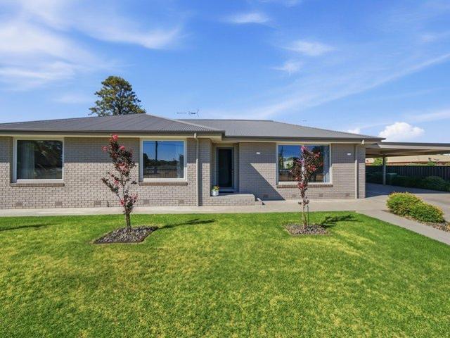 Central Rutherglen Complete renovation Comfort abounds