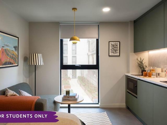 Central Road, Leeds LS1 Studio to rent £1,044 pcm £241 pw