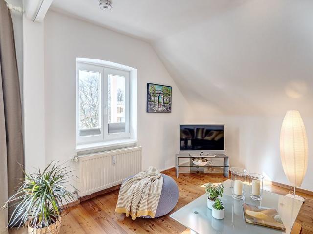 Central Starnberg Percha: sunny 2 room apartment
