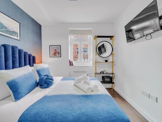 Central Studio Escape: Experience Luxury & Comfort