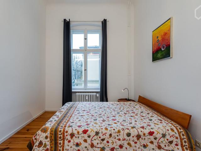 Central stylish apartment by the Heiliger See, Potsdam Amsterdam Apartments for Rent