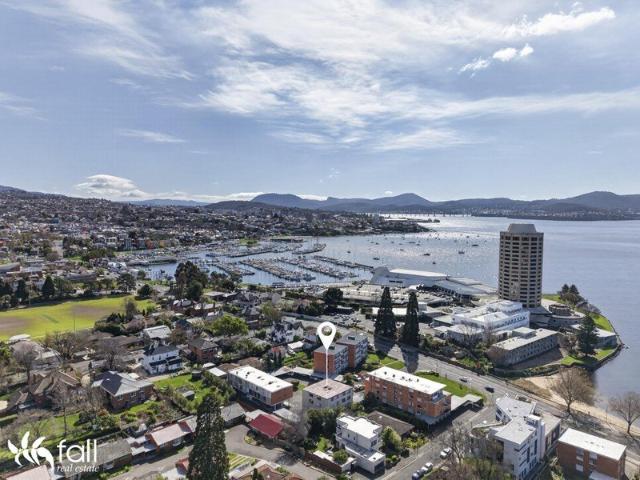 Central Sandy Bay Living in a Prime Position