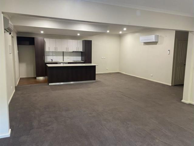 CENTRAL SPACIOUS UNIT