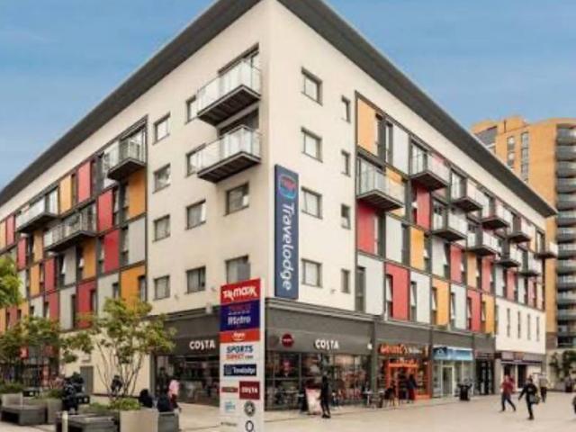 Central Square, Wembley HA9, 3 bed flat to rent, £2,847 pcm | PrimeLocation