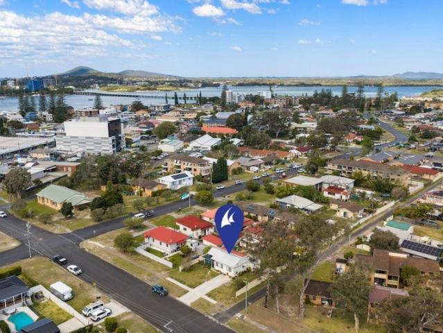 Central Tuncurry Entry Point with Plenty of Potential