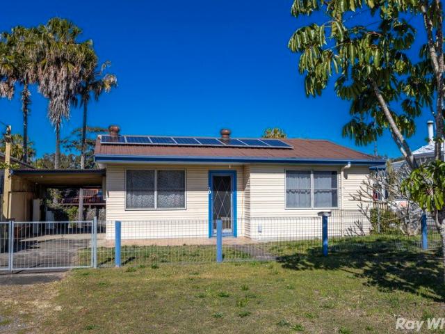 Central Tuncurry Living with Space, Comfort & Convenience