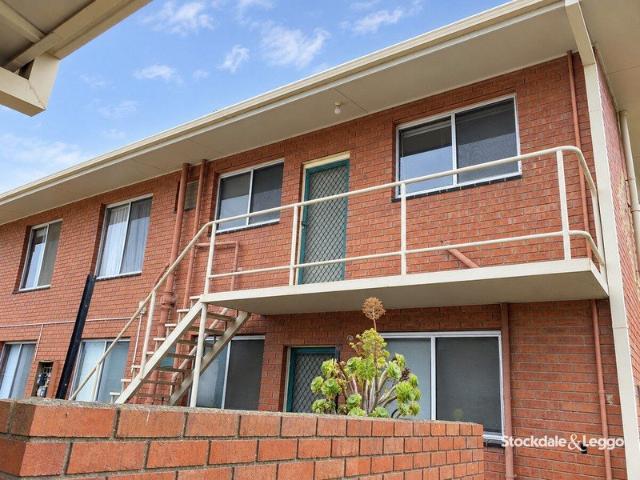 CENTRAL TWO BEDROOM UNIT