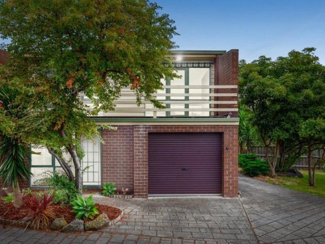 Central Two Storey Appeal Walking Distance to the Beach