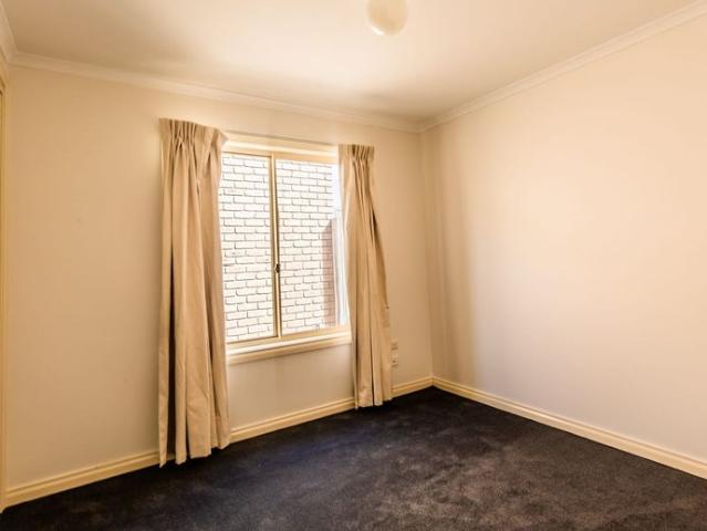 CENTRAL TOWNHOUSE