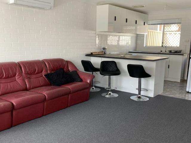 Central Unit! Fully Furnished