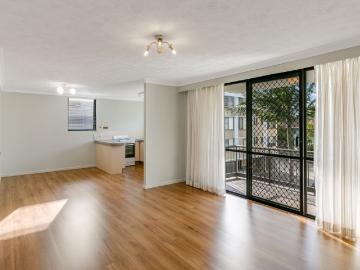 Apartment to rent in Queensland - Balcony