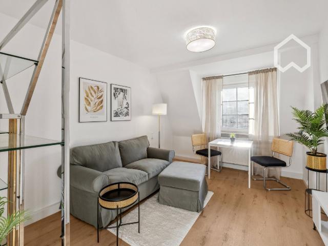 Central with balcony cozy all in apartment, Nurnberg Amsterdam Apartments for Rent