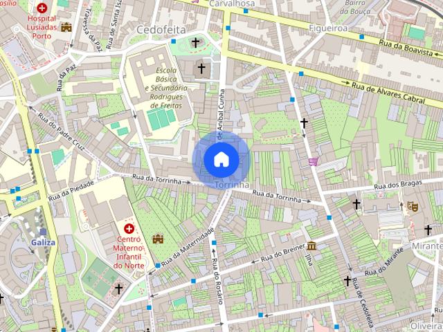 Central 1 bedroom apartment near São Bento Station
