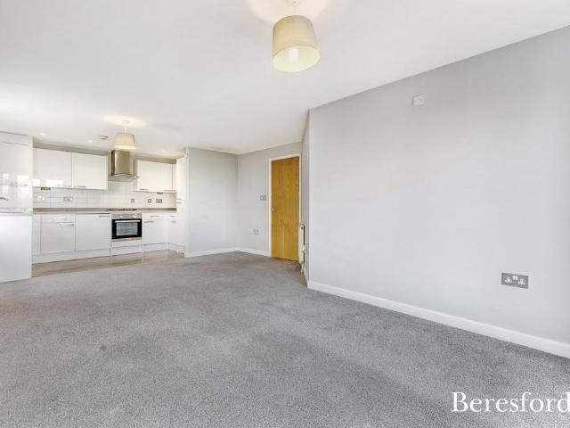 Central 25, Ongar Road, CM15 2 bed apartment to rent £1,600 pcm £369 pw
