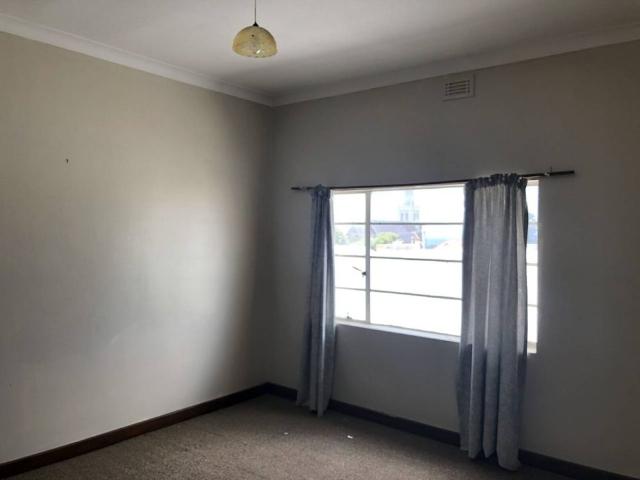 Central 2 Bedroom Unit