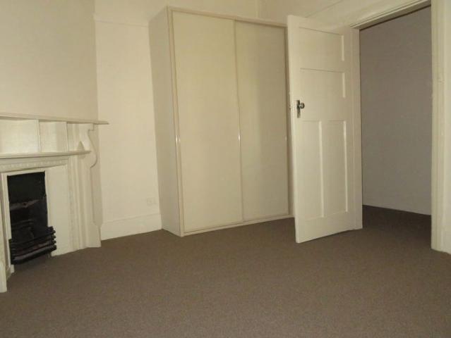 CENTRAL 2 BEDROOM SEMI!