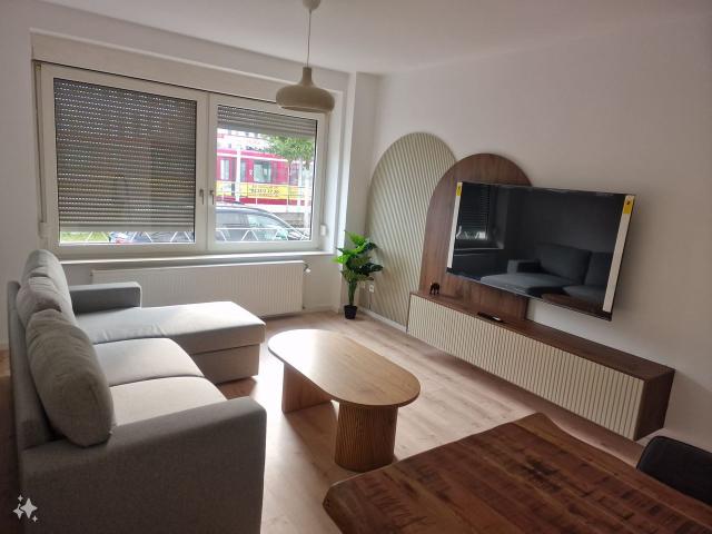 Central 2 Rooms for 4 Persons Full Kitchen, Dusseldorf Amsterdam Apartments for Rent