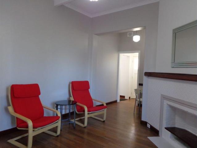 Central 2 x 1 Part Furnished Unit!