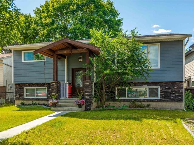 Central – 3 bed, 1.5 bath main upper floor unit – Aug.1st