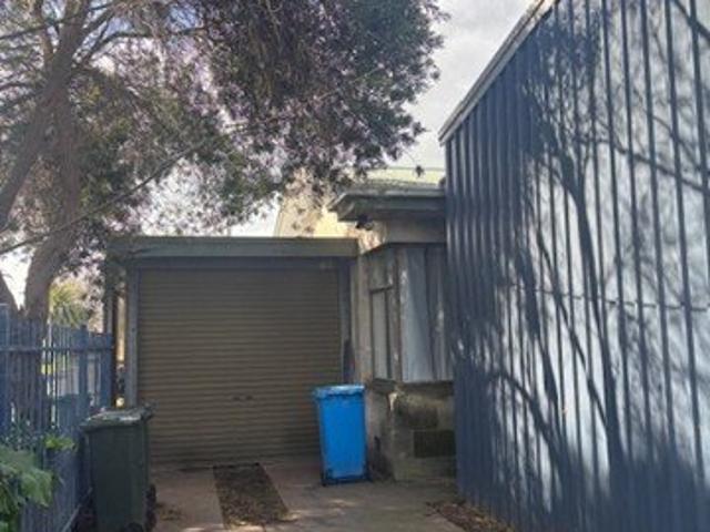 CENTRAL 3 BEDROOM FLAT