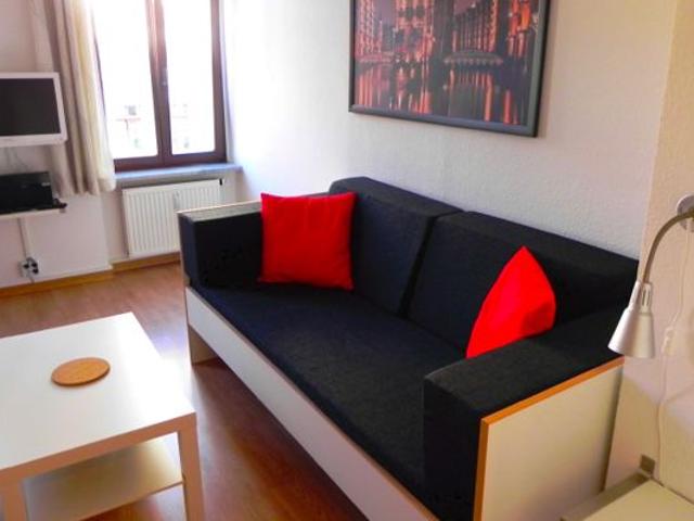 Central 3 room apartment in Leipzig – Ideal for companies including washing machine and Wi Fi Leipzig Amsterdam Apartments for Rent