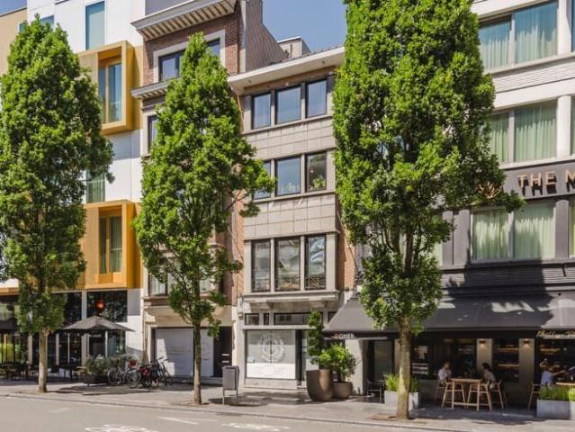 Centrale duplex met terras