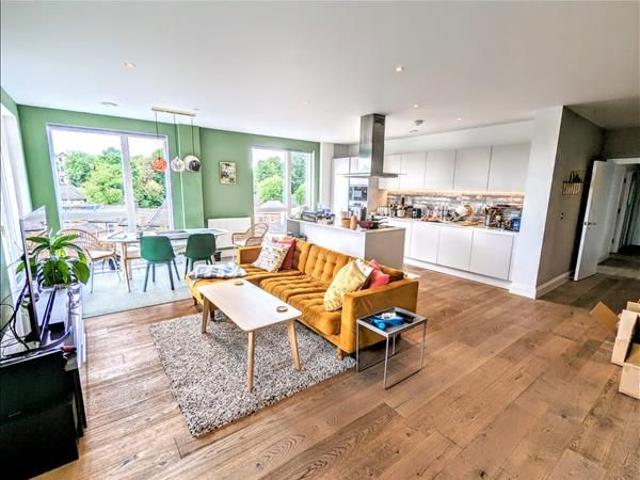 Centralis House, Loampit Vale, Lewisham, London SE13, 3 bed flat to rent, £3,500 pcm | PrimeLocation