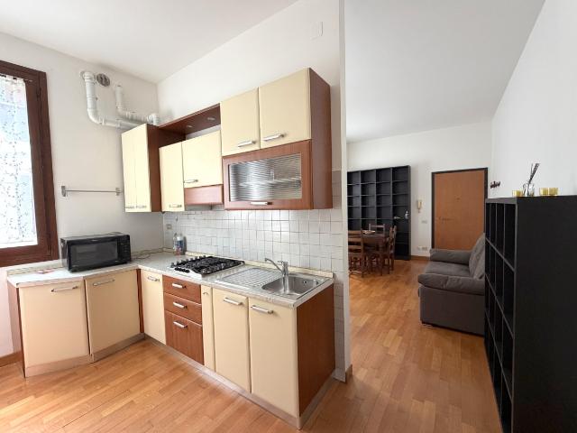centralissimo due letto arredato
