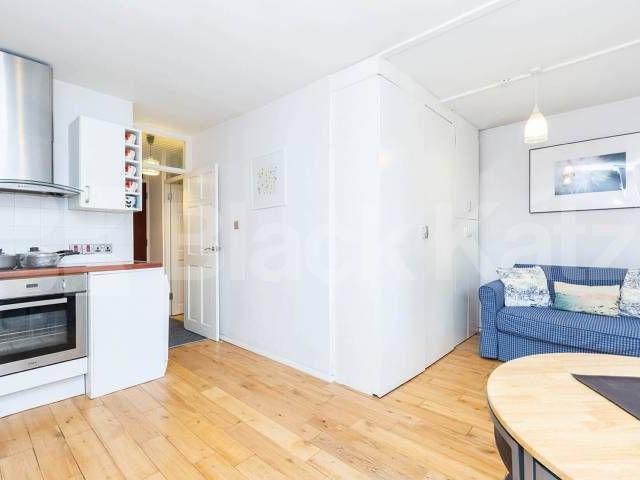 Centrally Located 1 bedroom including heating in a gated development