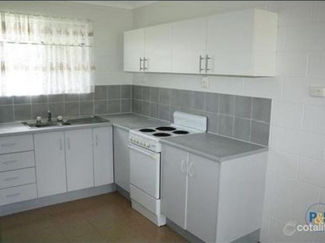 Centrally Located 2 Bedroom Unit