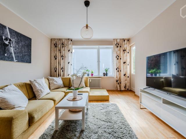 Centrally located 2 room apartment 80 sqm in Moabit with balcony and private parking space, Berlin Amsterdam Apartments for Rent