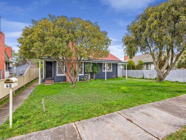 Centrally Located 3 Bedroom House!