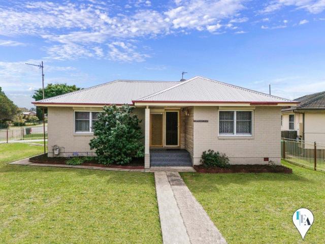Centrally Located 3 Bedroom Home in Warilla